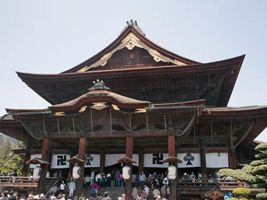 Zenkoji temple